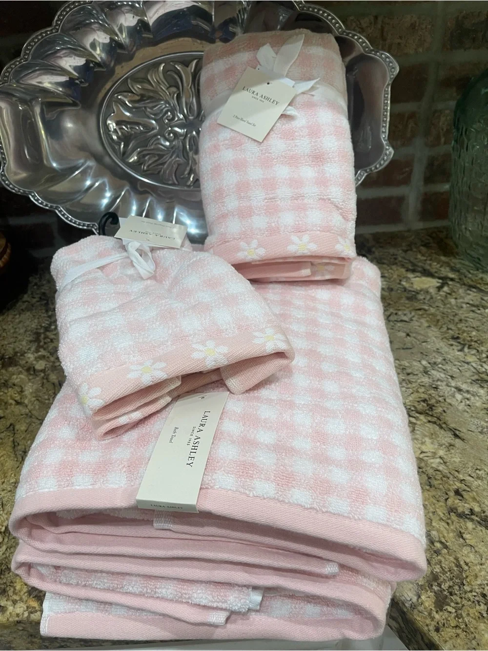 Laura Ashley Ginny Pink White Towels Bundle - bath, hand & finger towels -NEW!